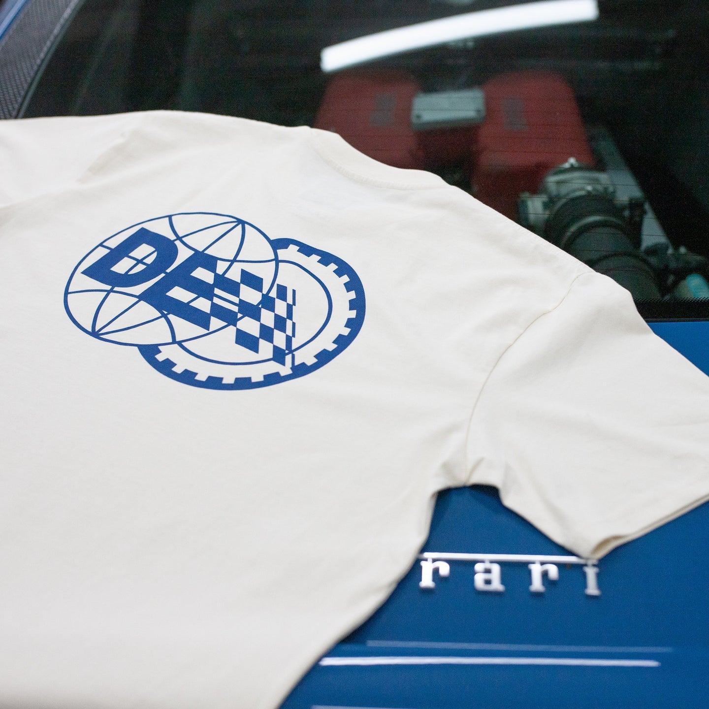 Globe Logo Tee - Ecru